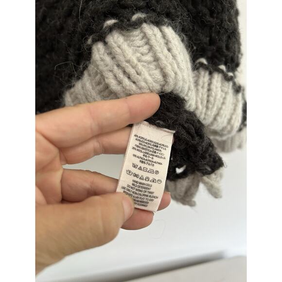 Free People Boxy Oversized Loose Knit Sweater Black White Stripe Alpace Wool SM - Picture 5 of 10